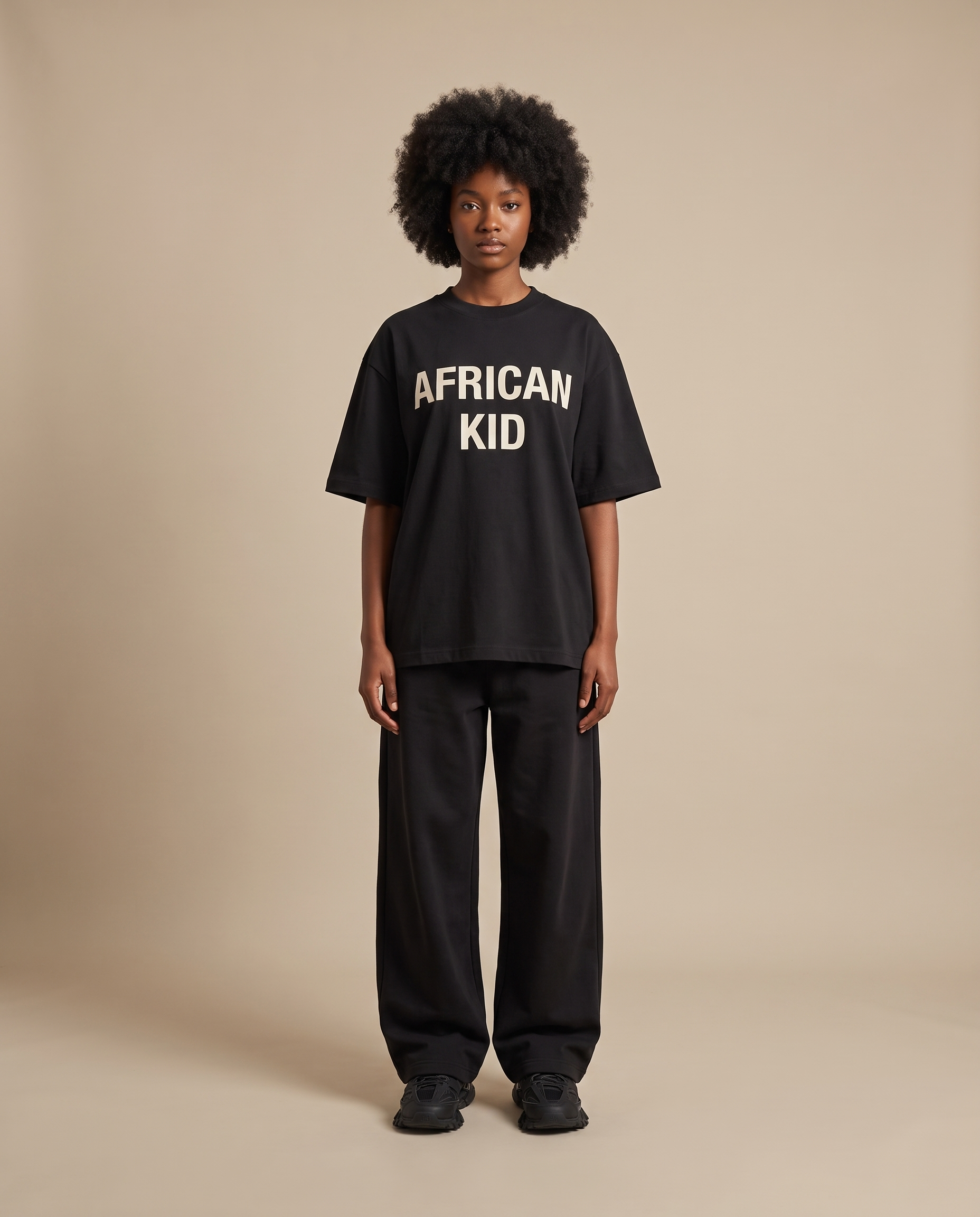 Essential Cotton Tee model - front 6