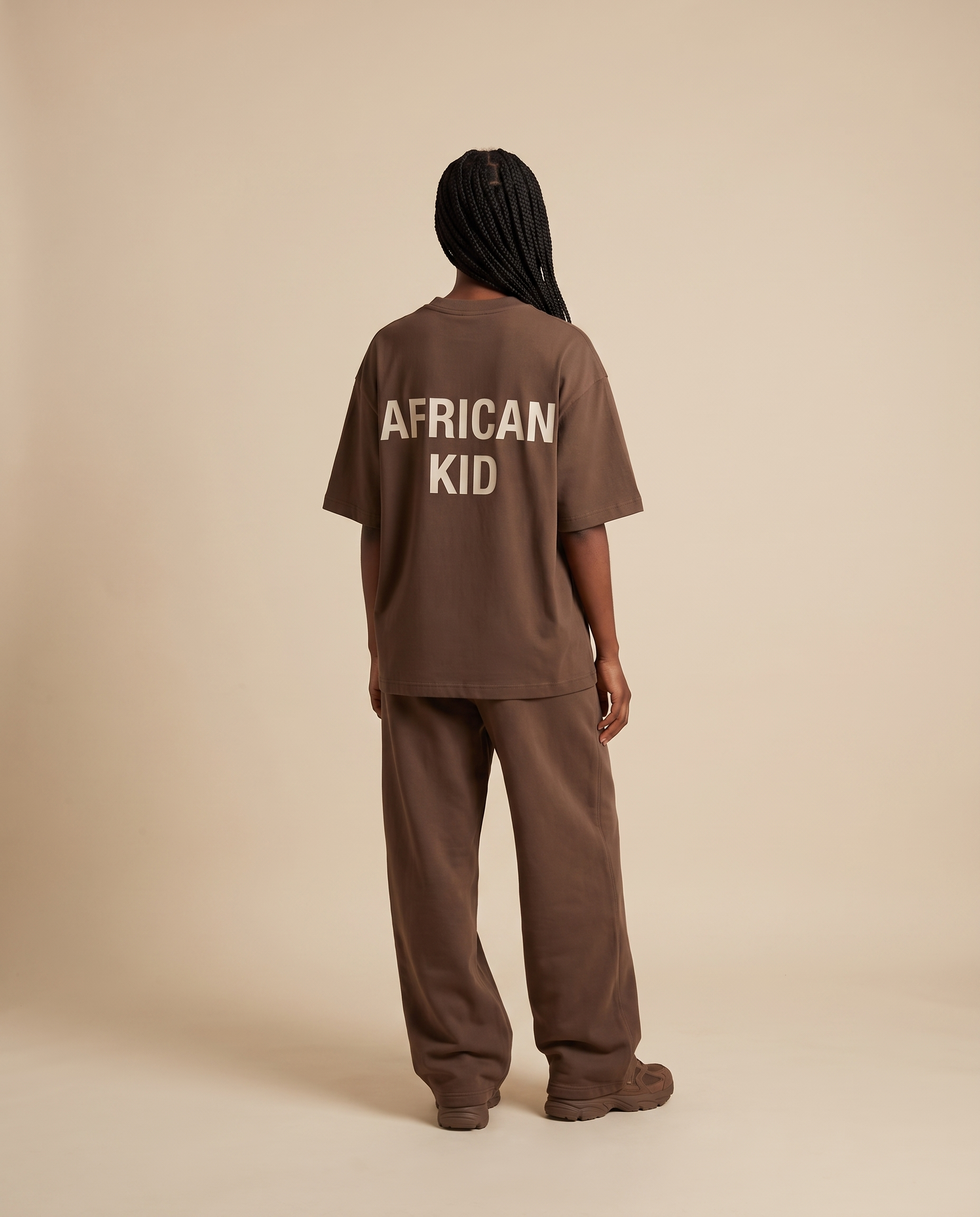 Essential Cotton Tee model - back 2