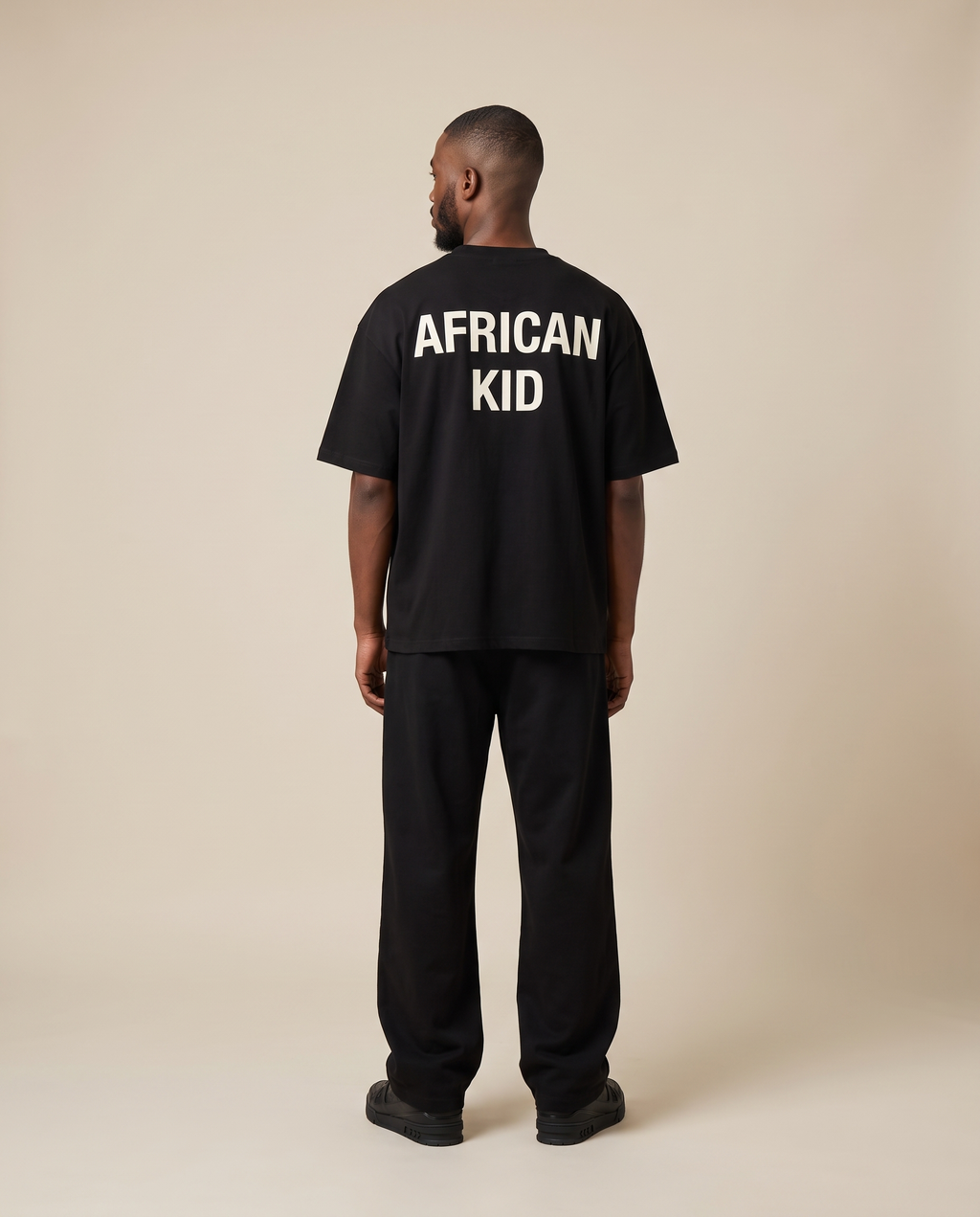Essential Cotton Tee model - back 5
